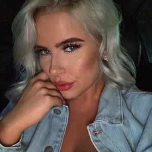 Meet your Posher, Tessa